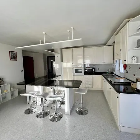 Beau Soleil アパート *