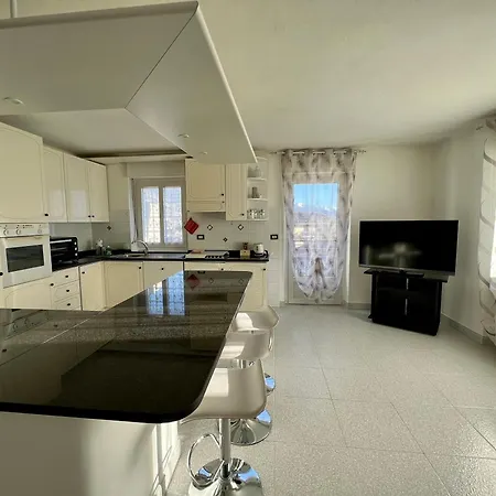 Beau Soleil 奥斯塔