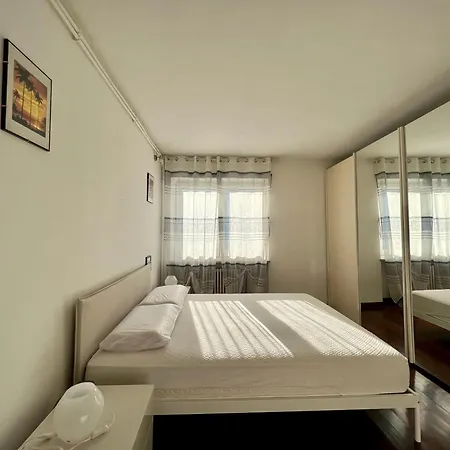 Beau Soleil アパート アオスタ